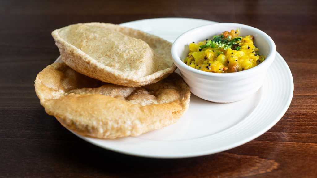 Puri bhaji with potato curry